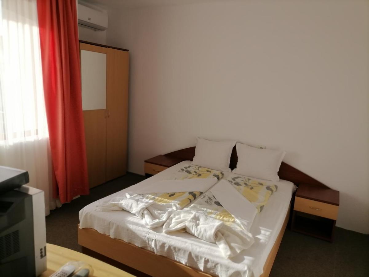 Ivet Guest House Obzor Exterior foto